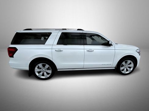 Used 2024 Ford Expedition Max Platinum AWD/4WD image 4