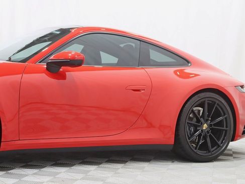Used 2021 Porsche 911 Carrera image 4