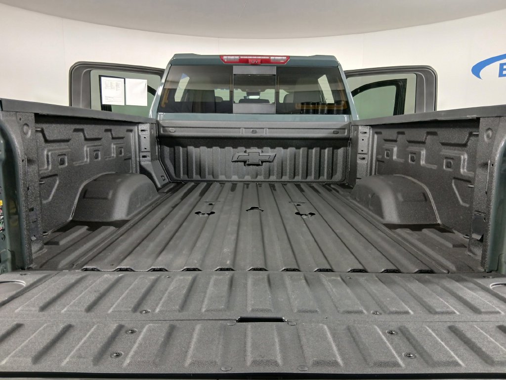 Used 2026 Chevrolet Silverado 2500 ZR2 AWD/4WD image 14