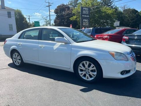 Used 2008 Toyota Avalon XLS FWD image 1