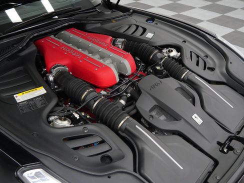 Used 2017 Ferrari GTC4Lusso image 52