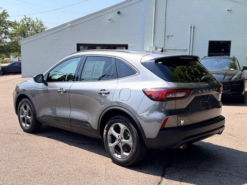 Used 2025 Ford Escape ST-Line AWD/4WD image 4