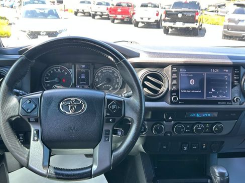 Used 2023 Toyota Tacoma TRD Off-Road AWD/4WD image 16