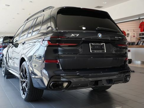 New 2027 BMW X7 xDrive40i w/ M Sport Package AWD/4WD image 2