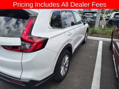 Used 2024 Honda CR-V EX image 3