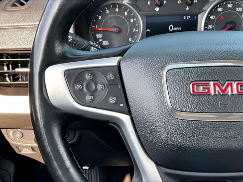 Used 2024 GMC Terrain SLT AWD/4WD image 24