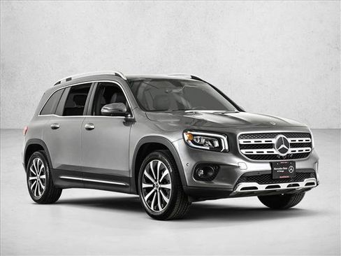 Certified 2023 Mercedes-Benz GLB 250 4MATIC image 3