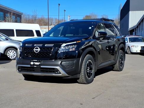 New 2025 Nissan Pathfinder Rock Creek image 1
