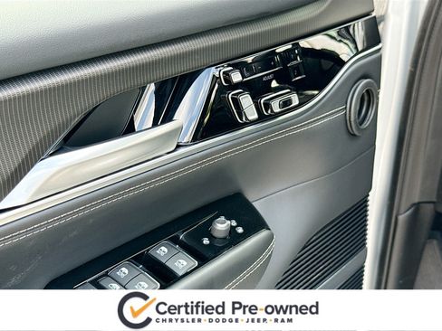 Used 2024 Jeep Grand Wagoneer Series II Obsidian w/ Quick Order Packagew 28T AWD/4WD image 10