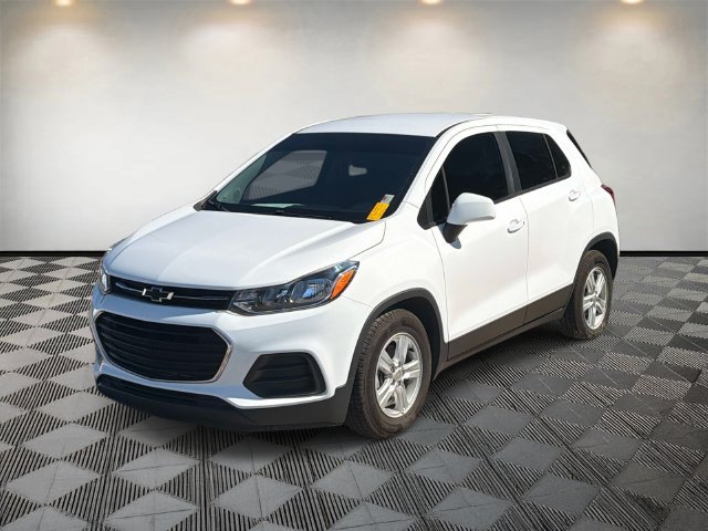Used 2019 Chevrolet Trax LS w/ Tint and Cruise Package FWD image 2