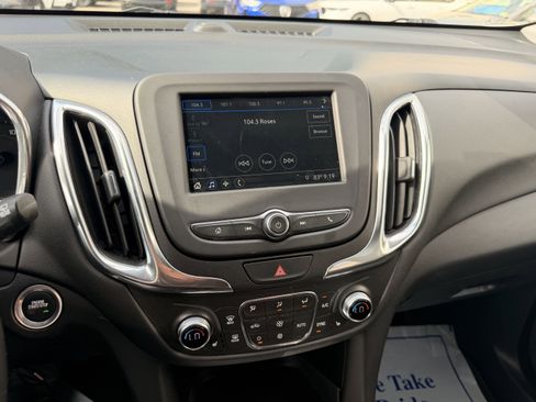 Used 2019 Chevrolet Equinox LT FWD image 23