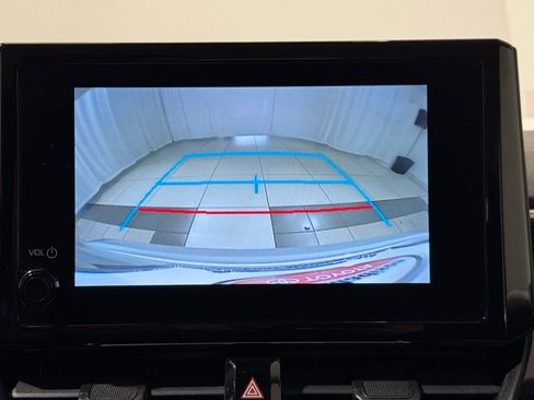 Certified 2024 Toyota Corolla LE image 25