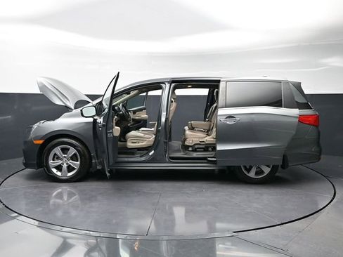 Used 2018 Honda Odyssey EX-L image 42