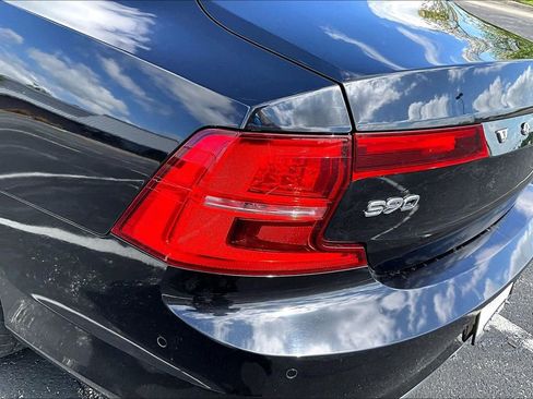Used 2019 Volvo S90 T8 Inscription w/ Advanced Package AWD/4WD image 30