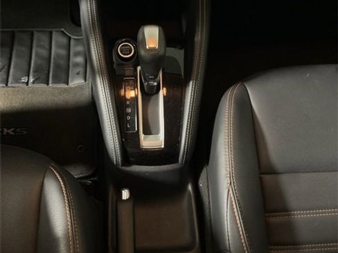 Used 2020 Nissan Kicks SR w/ SR Premium Package image 26