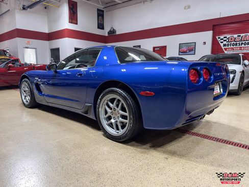 Used 2002 Chevrolet Corvette Z06 RWD image 3