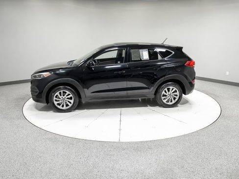Used 2018 Hyundai Tucson SE FWD image 32