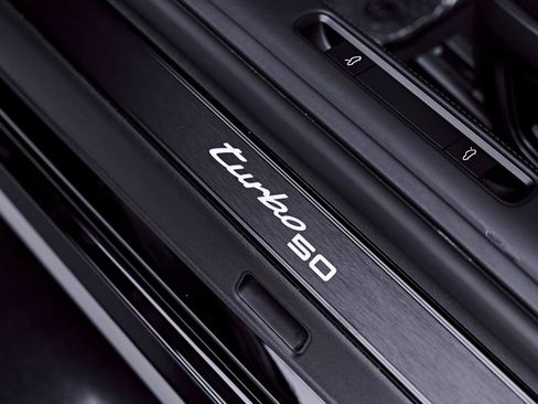 Used 2025 Porsche 911 Turbo S AWD/4WD image 42