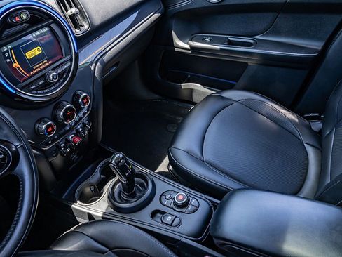 Used 2020 MINI Cooper Countryman FWD image 25