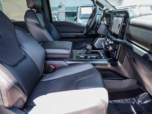 Used 2025 Ford F150 Raptor AWD/4WD image 17
