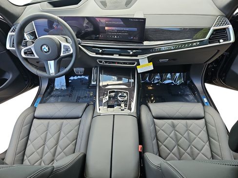 New 2027 BMW X7 xDrive40i w/ M Sport Package AWD/4WD image 9