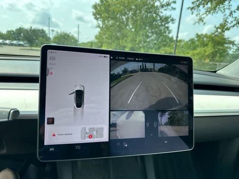 Used 2021 Tesla Model Y Long Range AWD/4WD image 9