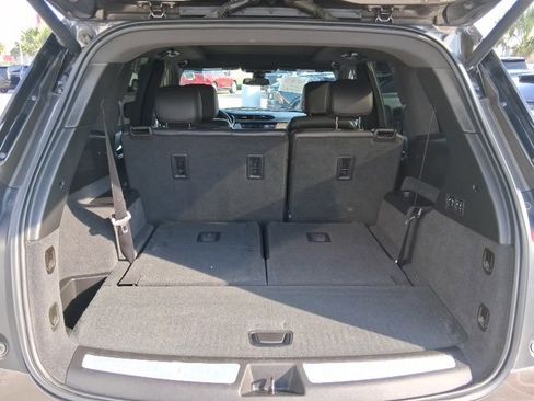 Used 2020 Cadillac XT6 Premium Luxury image 6