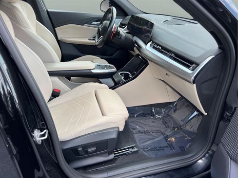 Used 2024 BMW X2 M35i AWD/4WD image 13