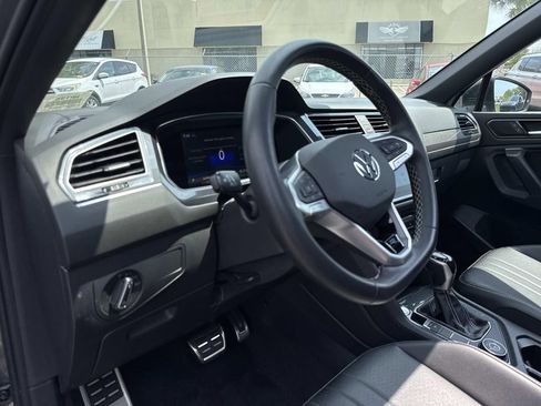 Used 2023 Volkswagen Tiguan SE R-Line AWD/4WD image 20