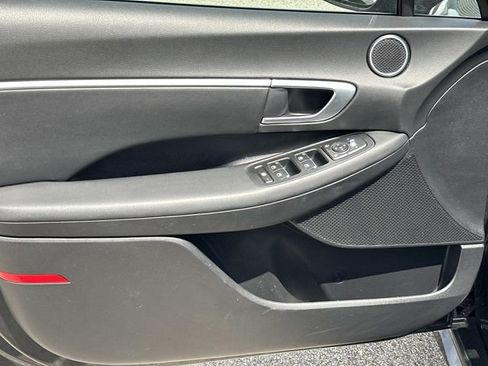 Used 2025 Hyundai Sonata SEL FWD image 15