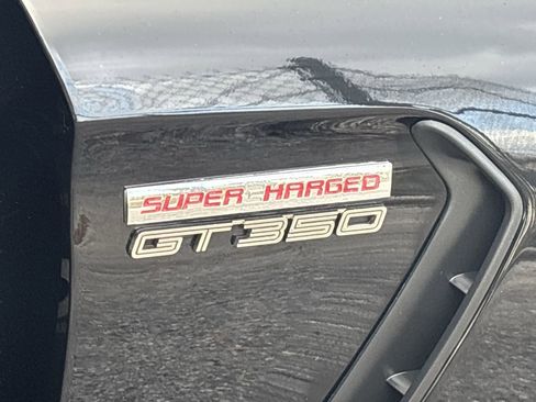 Used 2017 Ford Mustang Shelby GT350 image 9