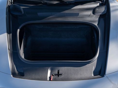 Certified 2024 Porsche 911 Carrera 4S image 17