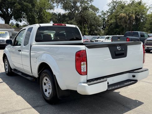 Used 2018 Nissan Frontier S RWD image 6