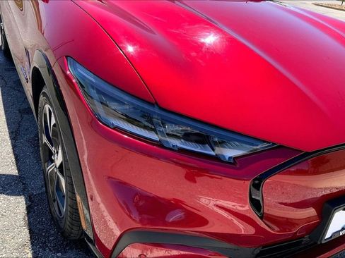 Used 2021 Ford Mustang Mach-E Premium RWD image 27