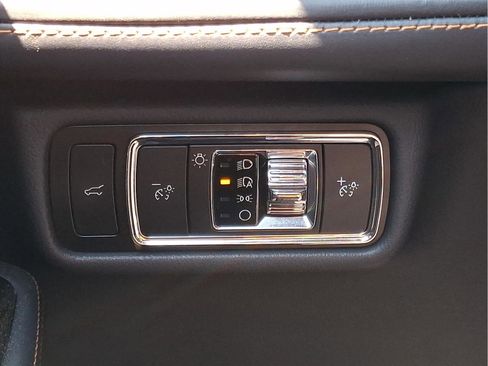 Certified 2025 Lincoln Aviator Black Label w/ Jet Appearance Package AWD/4WD image 22