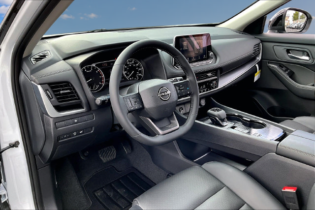 New 2026 Nissan Rogue Dark Armor FWD image 7