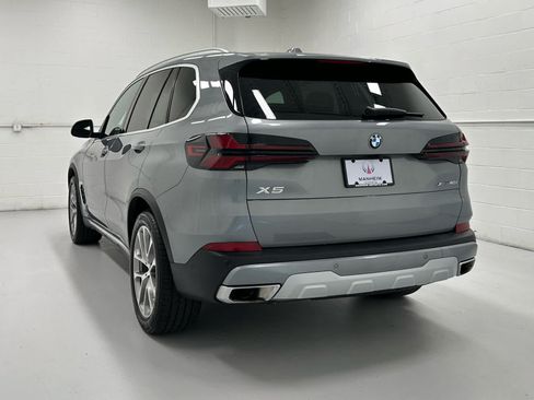 Used 2025 BMW X5 xDrive40i w/ Parking Assistance Package AWD/4WD image 8