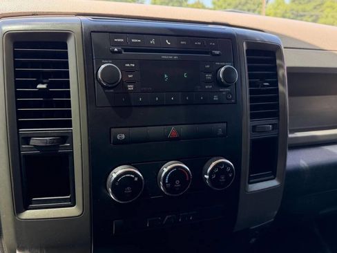 Used 2010 Dodge Ram 2500 Truck ST w/ ST Popular Equipment Group AWD/4WD image 18
