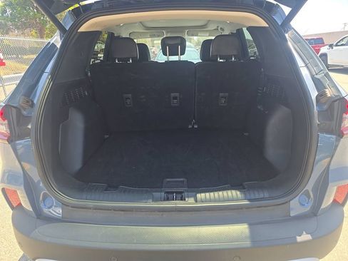 Used 2025 Ford Escape Platinum AWD/4WD image 10