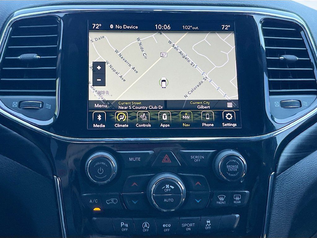 Used 2021 Jeep Grand Cherokee Laredo X AWD/4WD image 13