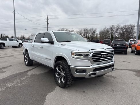 Used 2019 RAM 1500 Limited image 1