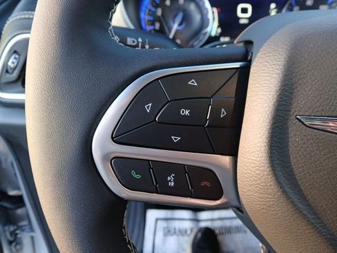 New 2026 Chrysler Pacifica Limited image 30