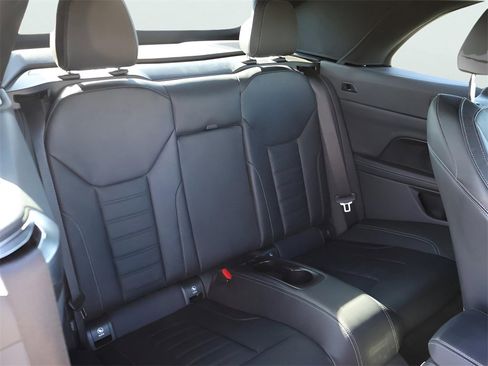 Used 2023 BMW 440i xDrive Convertible w/ Premium Package image 16