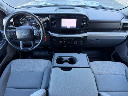 Used 2023 Ford F250 XLT w/ FX4 Off-Road Package AWD/4WD image 6