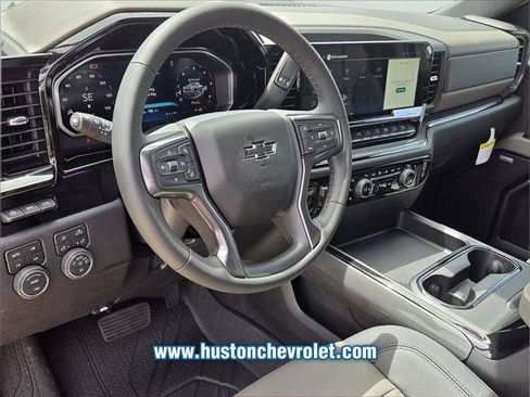 New 2026 Chevrolet Silverado 2500 ZR2 w/ LPO, Dark Essentials Package AWD/4WD image 11