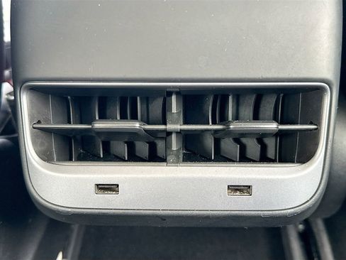 Used 2018 Tesla Model 3 Long Range image 30