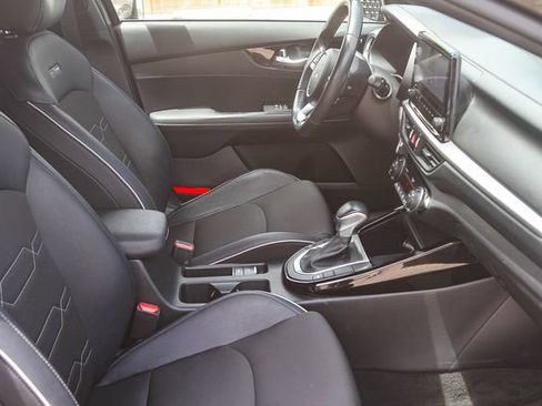 Certified 2024 Kia Forte GT-Line FWD image 17