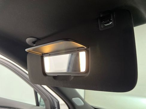 Used 2025 Cadillac XT6 Premium Luxury image 71