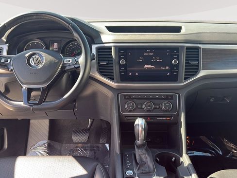 Used 2018 Volkswagen Atlas SE FWD image 18
