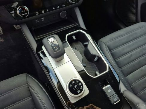 New 2026 Mitsubishi Outlander SE AWD/4WD image 21